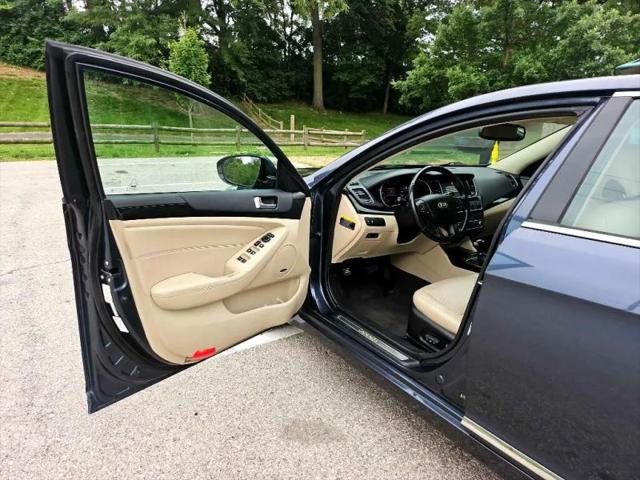 2014 Kia Cadenza Premium
