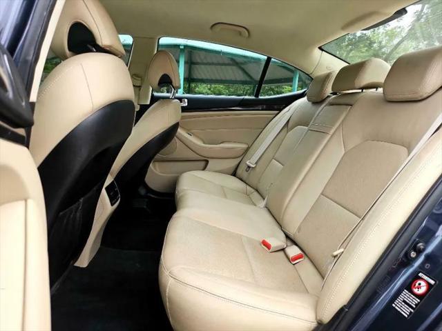 2014 Kia Cadenza Premium