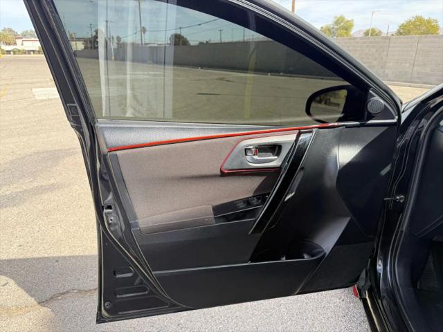2016 Scion iM Base