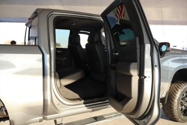 2020 Chevrolet Silverado 1500 4WD Crew Cab Short Bed RST