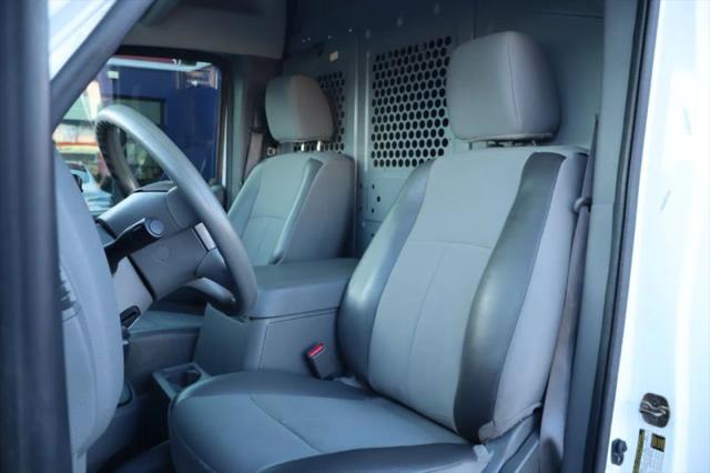 2018 Nissan 3500 SV V8