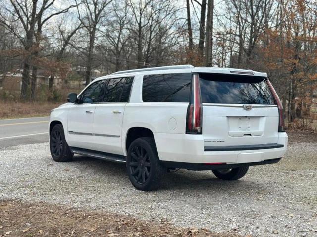 2016 Cadillac Escalade ESV Luxury Collection