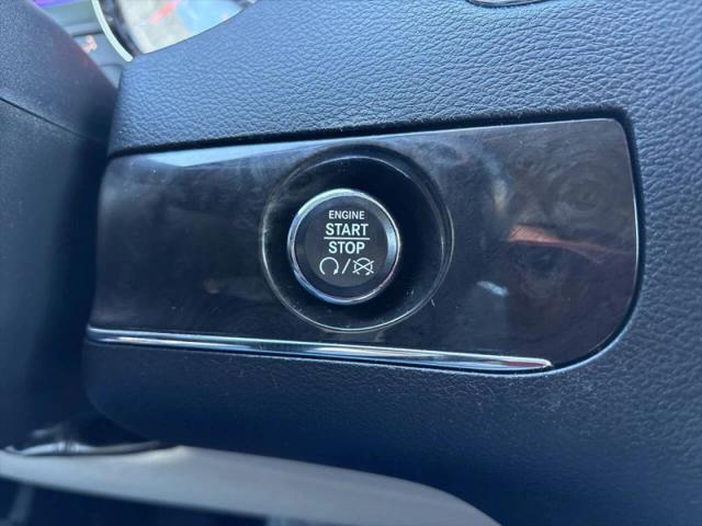 2013 Chrysler Town & Country Touring-L