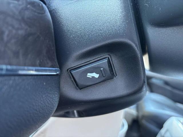 2013 Chrysler Town & Country Touring-L