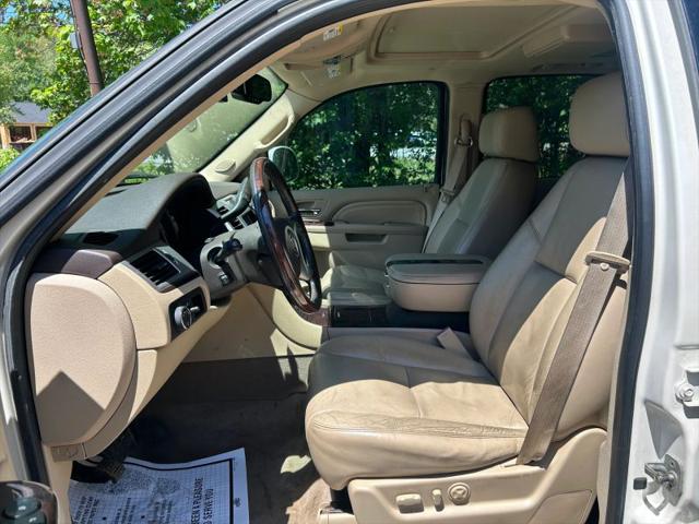 2011 Cadillac Escalade Premium