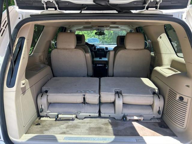 2011 Cadillac Escalade Premium