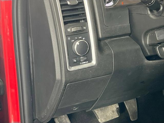 2022 Ram 1500 Classic Warlock Quad Cab 4x4 6'4" Box