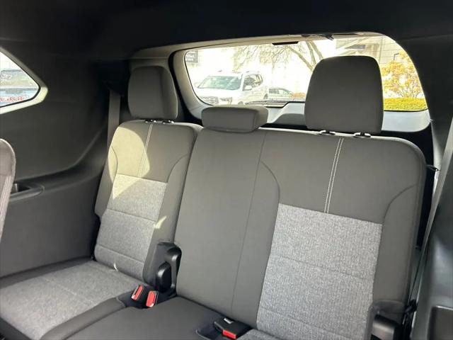 2026 GMC Acadia Elevation AWD