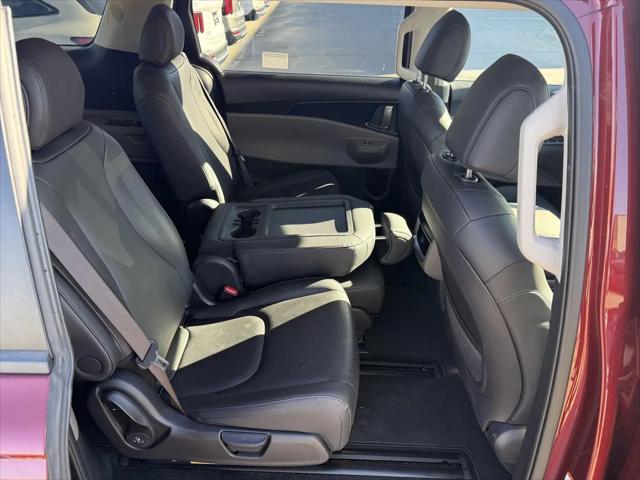 2025 Kia Carnival MPV LXS