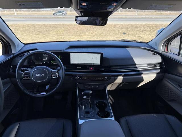 2025 Kia Carnival MPV LXS