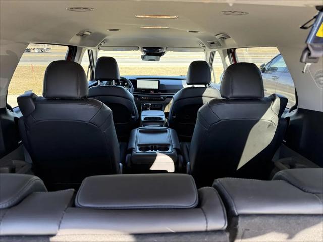 2025 Kia Carnival MPV LXS