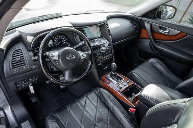 2012 INFINITI FX35 FX35