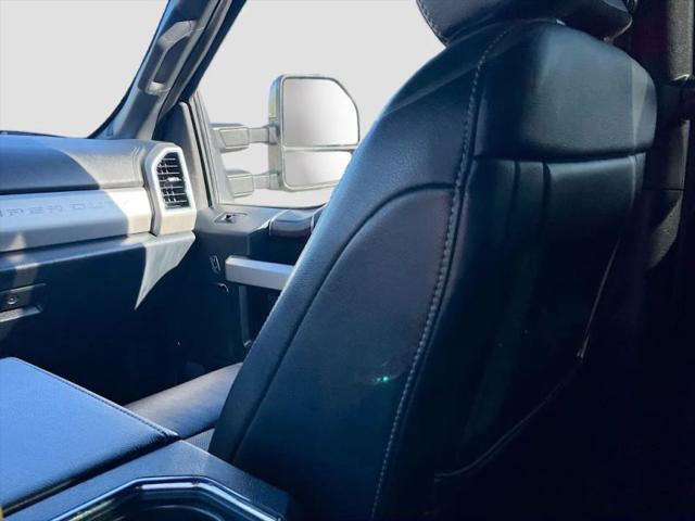 2022 Ford F-350 LARIAT