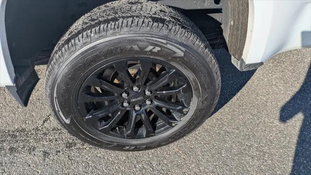 2022 GMC Canyon 4WD Crew Cab Short Box Elevation