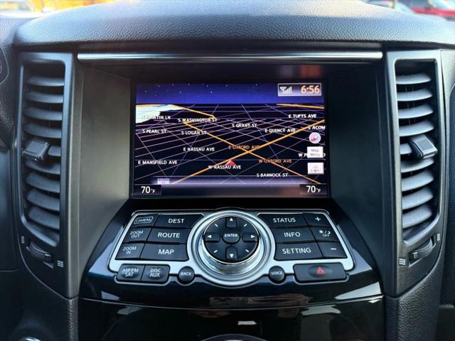 2017 INFINITI QX70 3.7