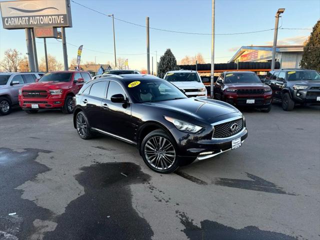 2017 INFINITI QX70 3.7