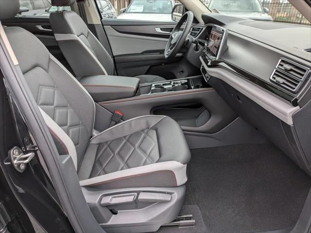 2026 Volkswagen Atlas Peak Edition
