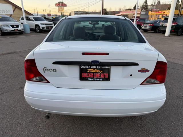2004 Ford Focus LX