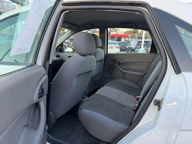 2004 Ford Focus LX