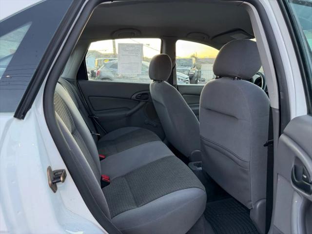 2004 Ford Focus LX