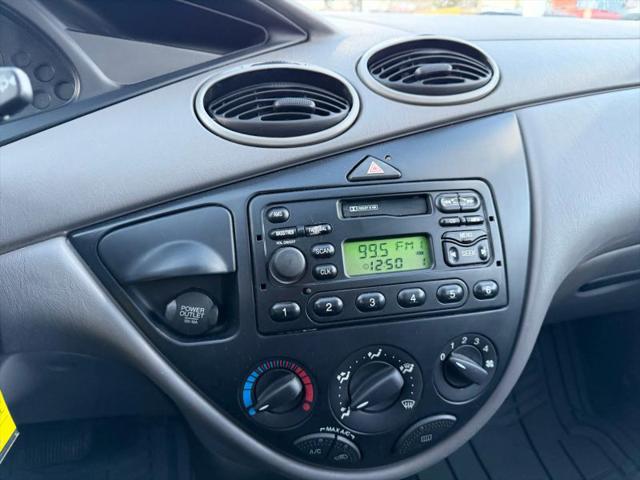2004 Ford Focus LX