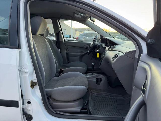 2004 Ford Focus LX