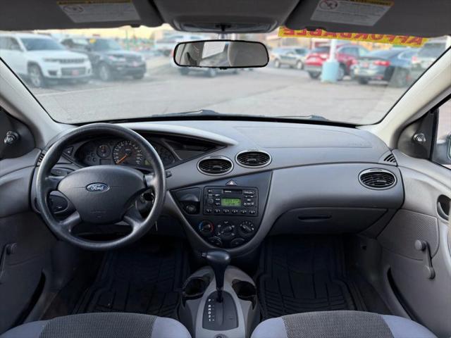 2004 Ford Focus LX