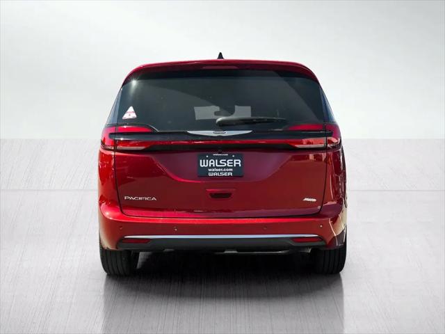 2026 Chrysler Pacifica Select AWD
