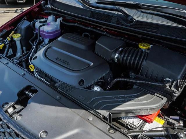 2026 Chrysler Pacifica Select AWD