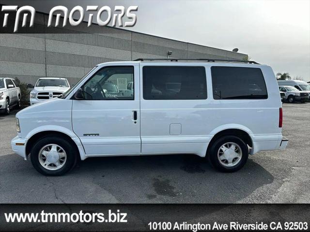 2000 GMC Safari SL