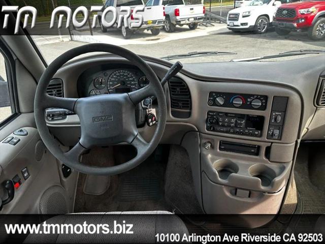 2000 GMC Safari SL