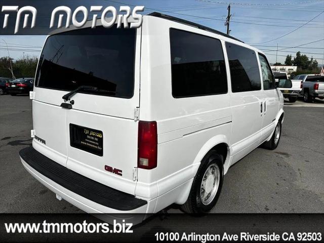 2000 GMC Safari SL