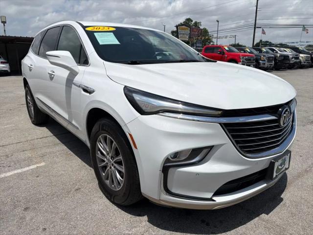 2023 Buick Enclave Essence FWD