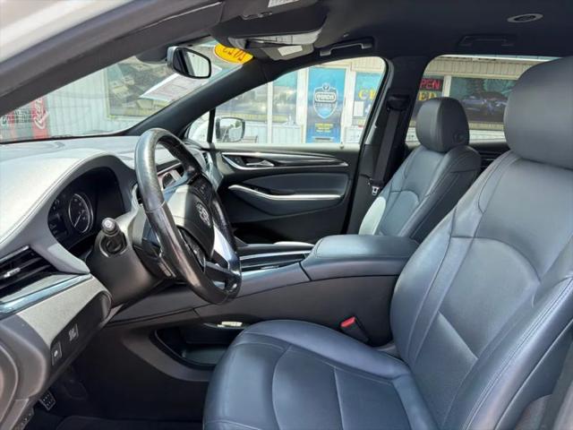 2023 Buick Enclave Essence FWD