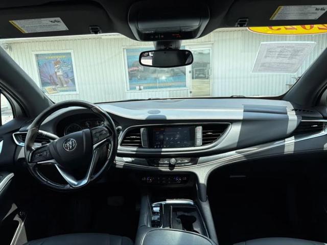 2023 Buick Enclave Essence FWD