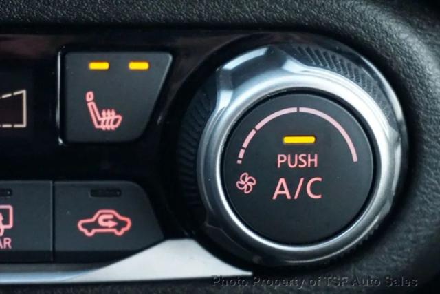 2024 Nissan Versa 1.6 SR