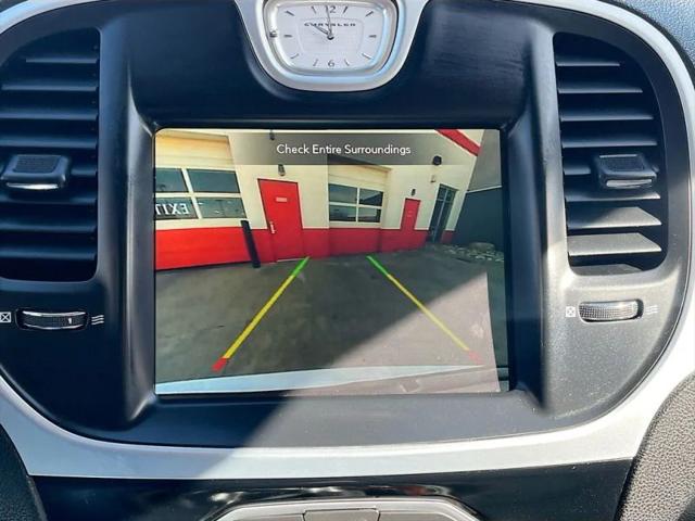 2023 Chrysler 300 Touring-L AWD