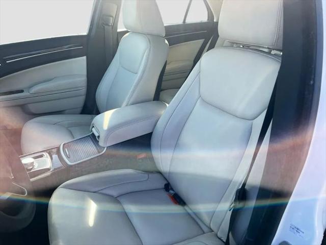 2023 Chrysler 300 Touring-L AWD