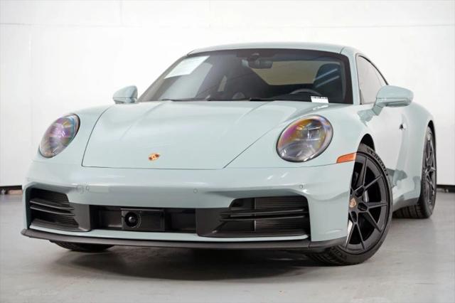2025 Porsche 911 Carrera