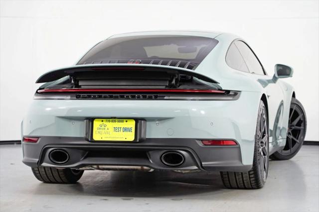 2025 Porsche 911 Carrera