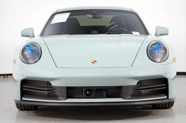 2025 Porsche 911 Carrera