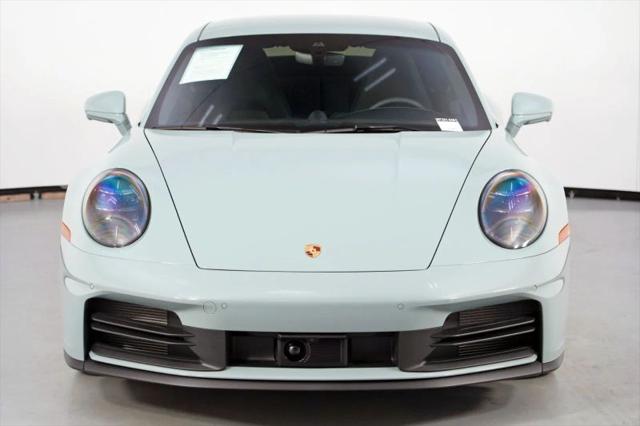 2025 Porsche 911 Carrera