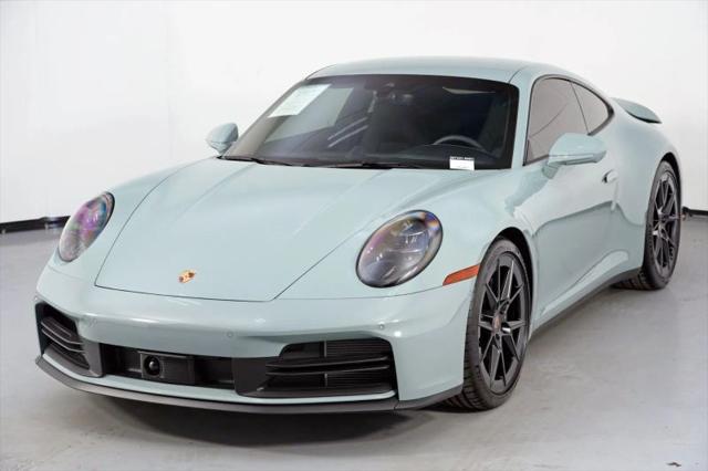 2025 Porsche 911 Carrera
