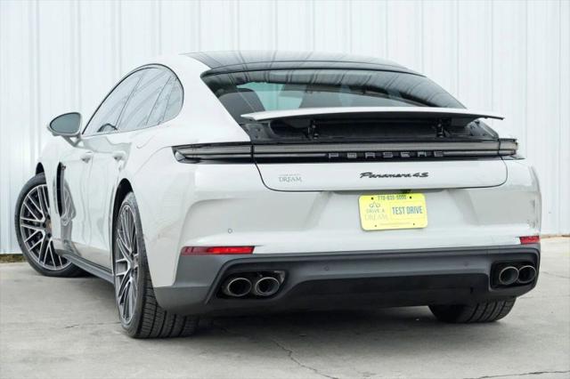 2025 Porsche Panamera E-Hybrid 4S