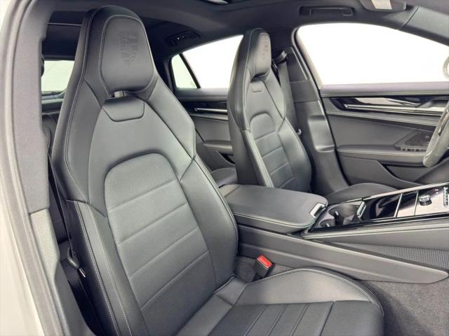 2025 Porsche Panamera E-Hybrid 4S