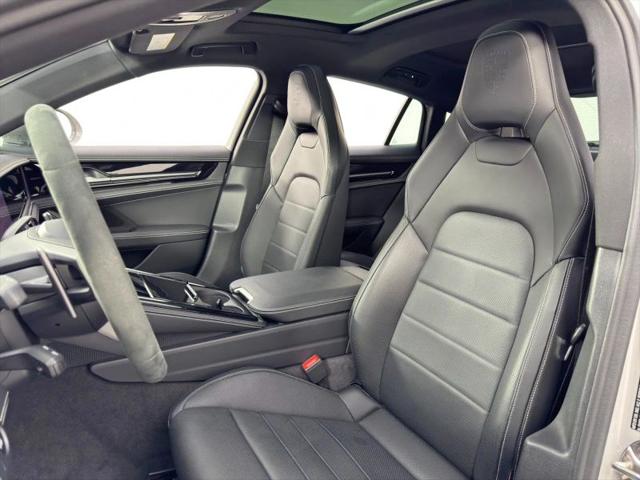 2025 Porsche Panamera E-Hybrid 4S
