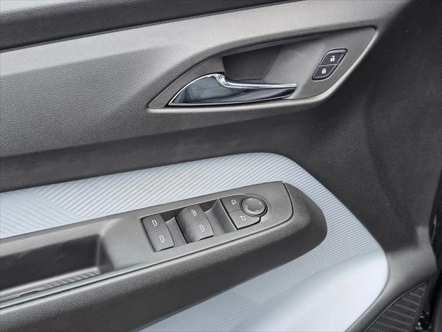 2027 Chevrolet Bolt LT FWD