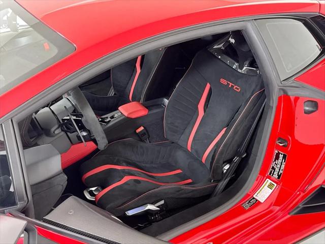 2022 Lamborghini Huracan Coupe