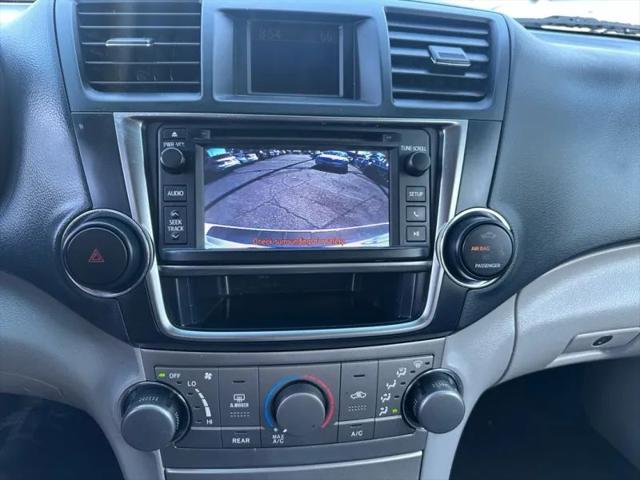 2013 Toyota Highlander Base Plus