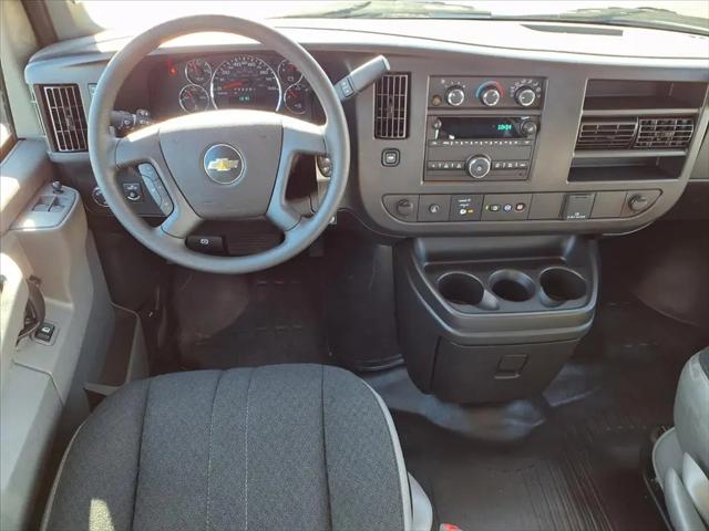 2025 Chevrolet Express Cargo Van RWD 2500 Regular Wheelbase WT